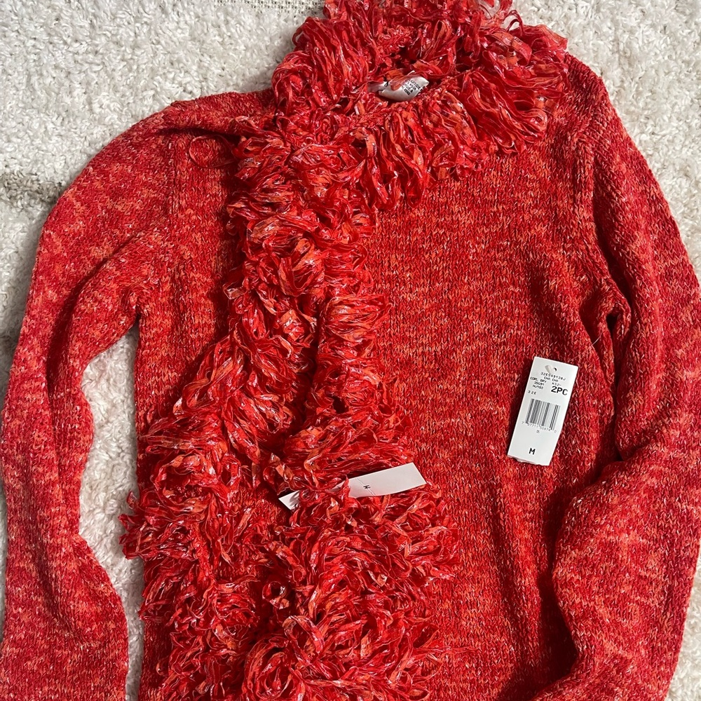 Knit Sweater with matching scarf by easy spirit NWT